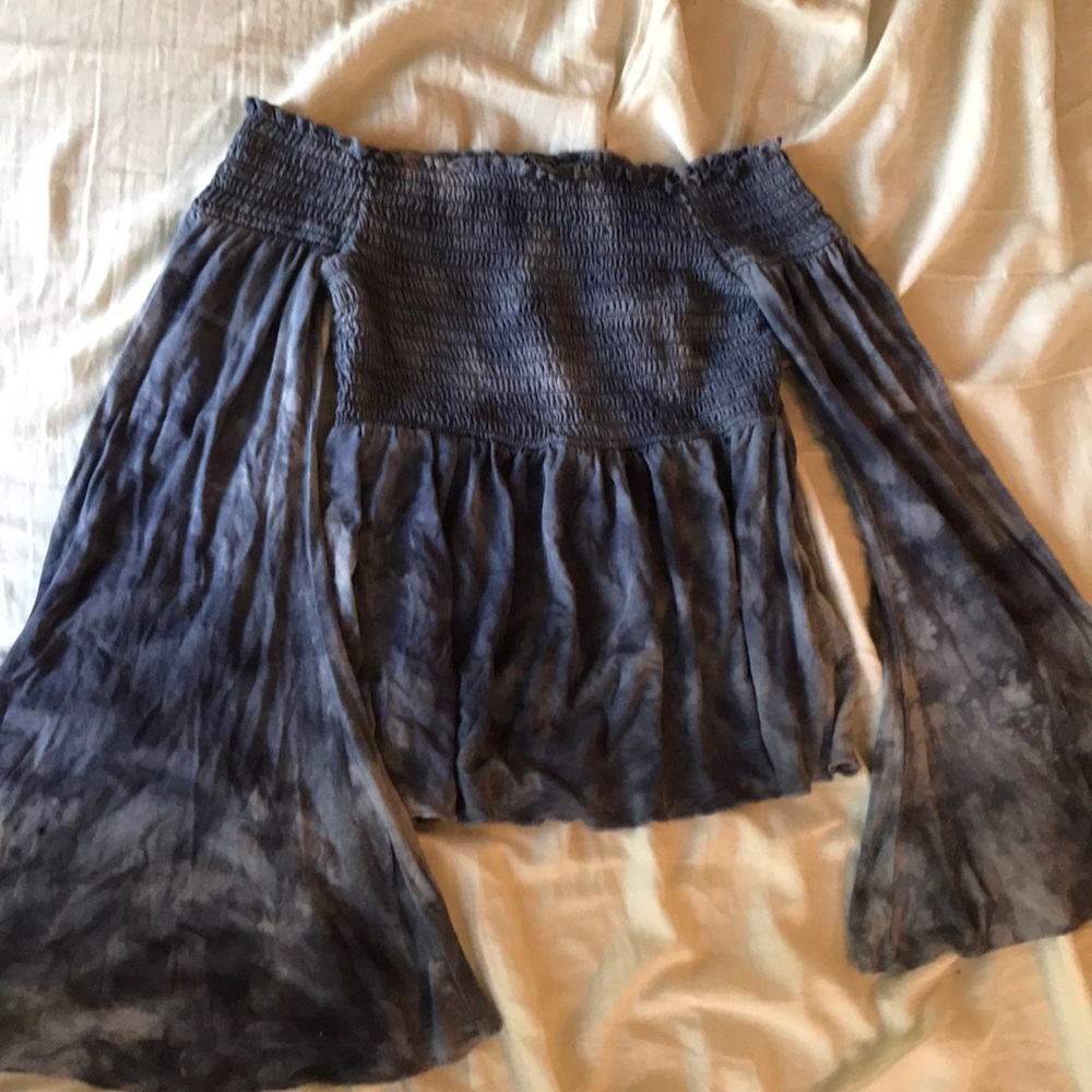 AEO off the shoulder long sleeve top